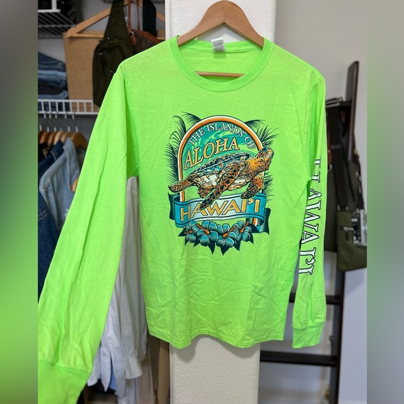 FRUIT OF THE LOOM Hawaii Top - Picture 1 of 4
